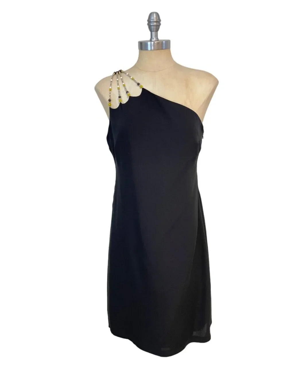 off white cut out dress Papper maxi Color:77 - Jasper closeout_feb2024 Wedding Bridesmaid Black Friday White Graphic Ainika Cut